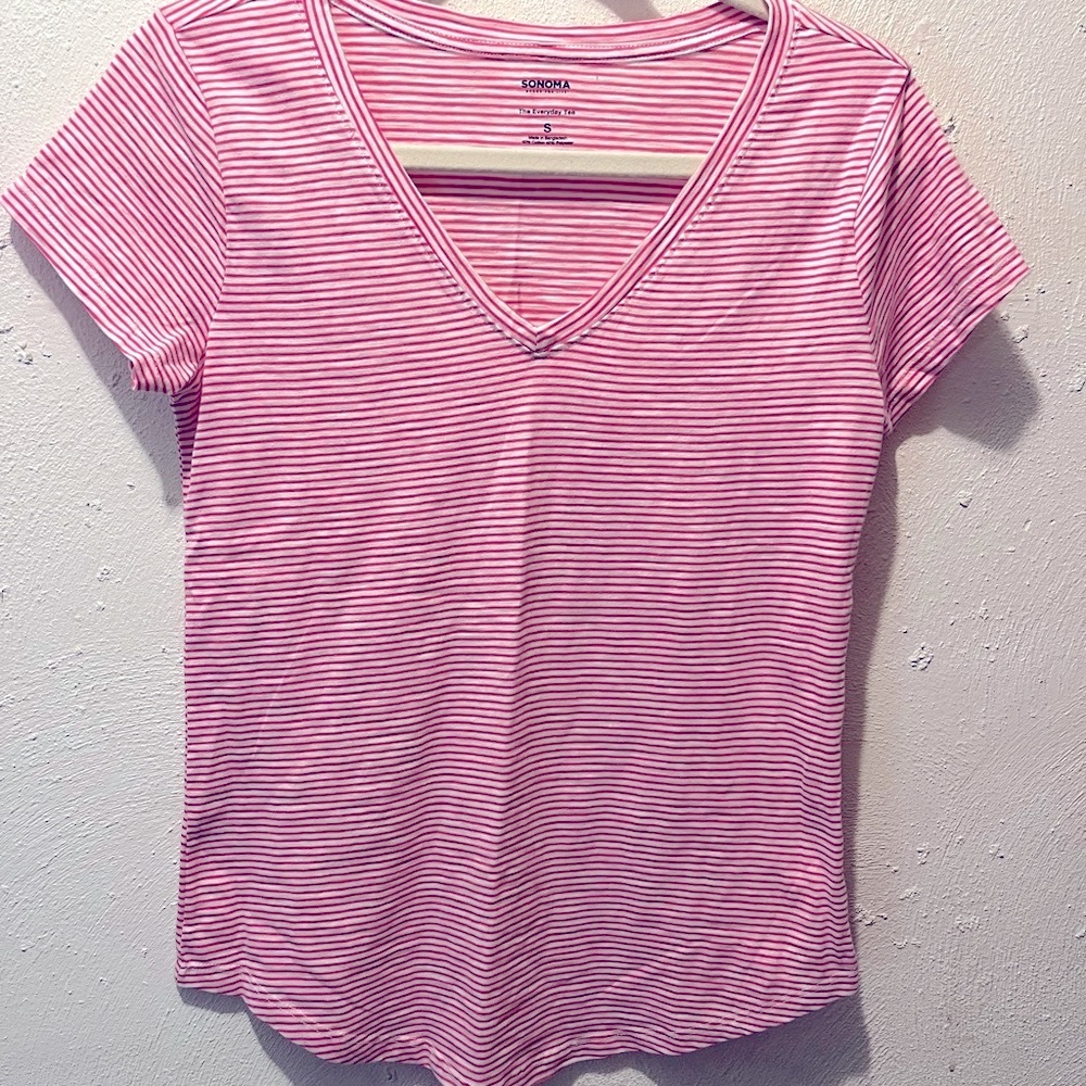 Sonoma Women's Pink and White Striped V-Neck Top